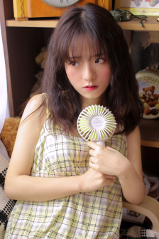 被门卫蹂躏的女学生h